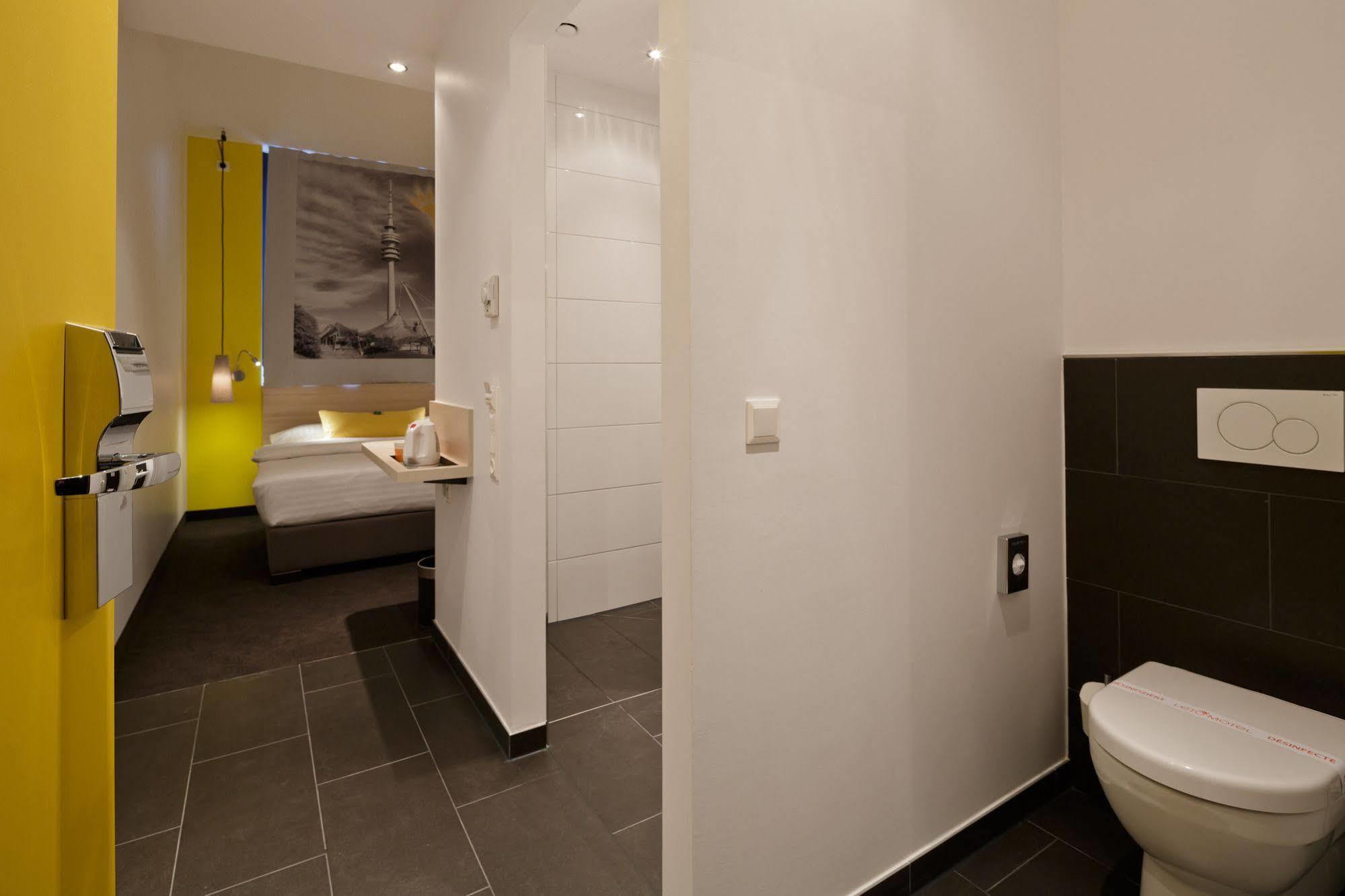 B&B Hotel Muenchen-Olympiapark Luaran gambar